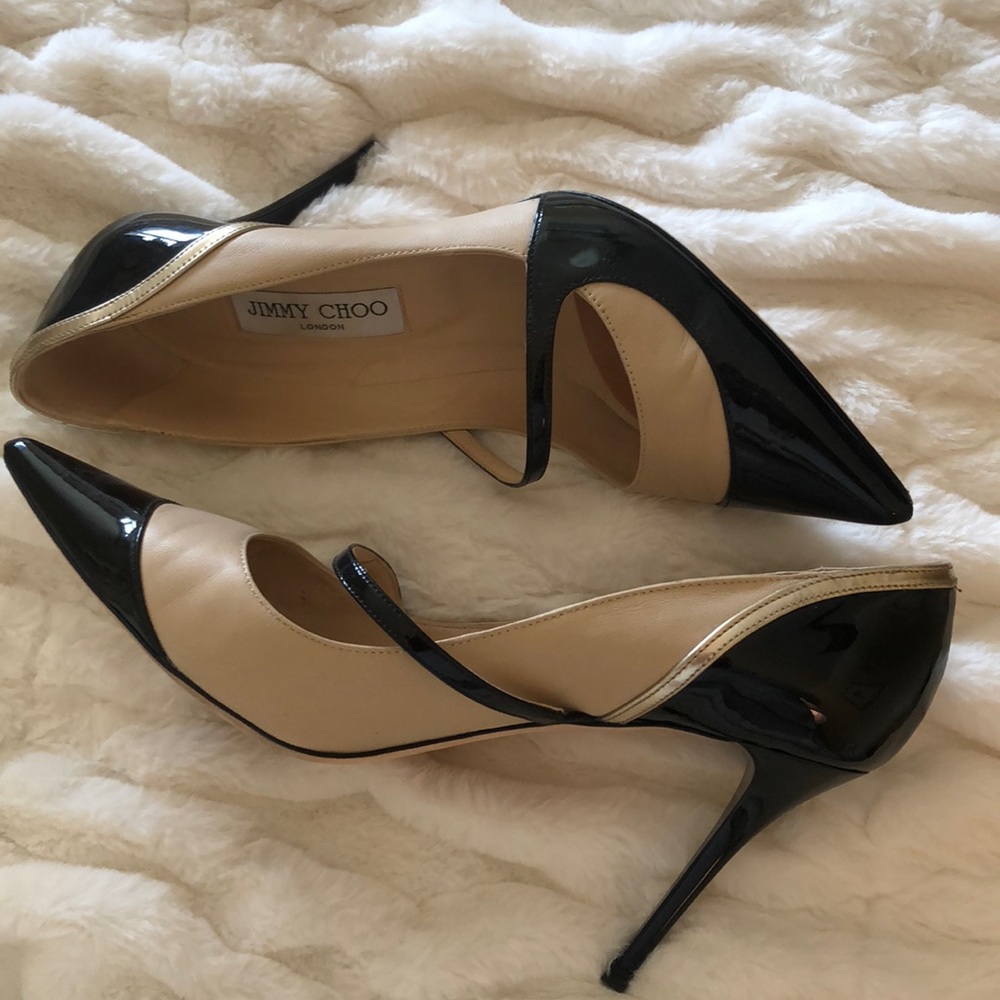 Black/Almond/Platinum Patent Heels excellent condition. 4" Heel.